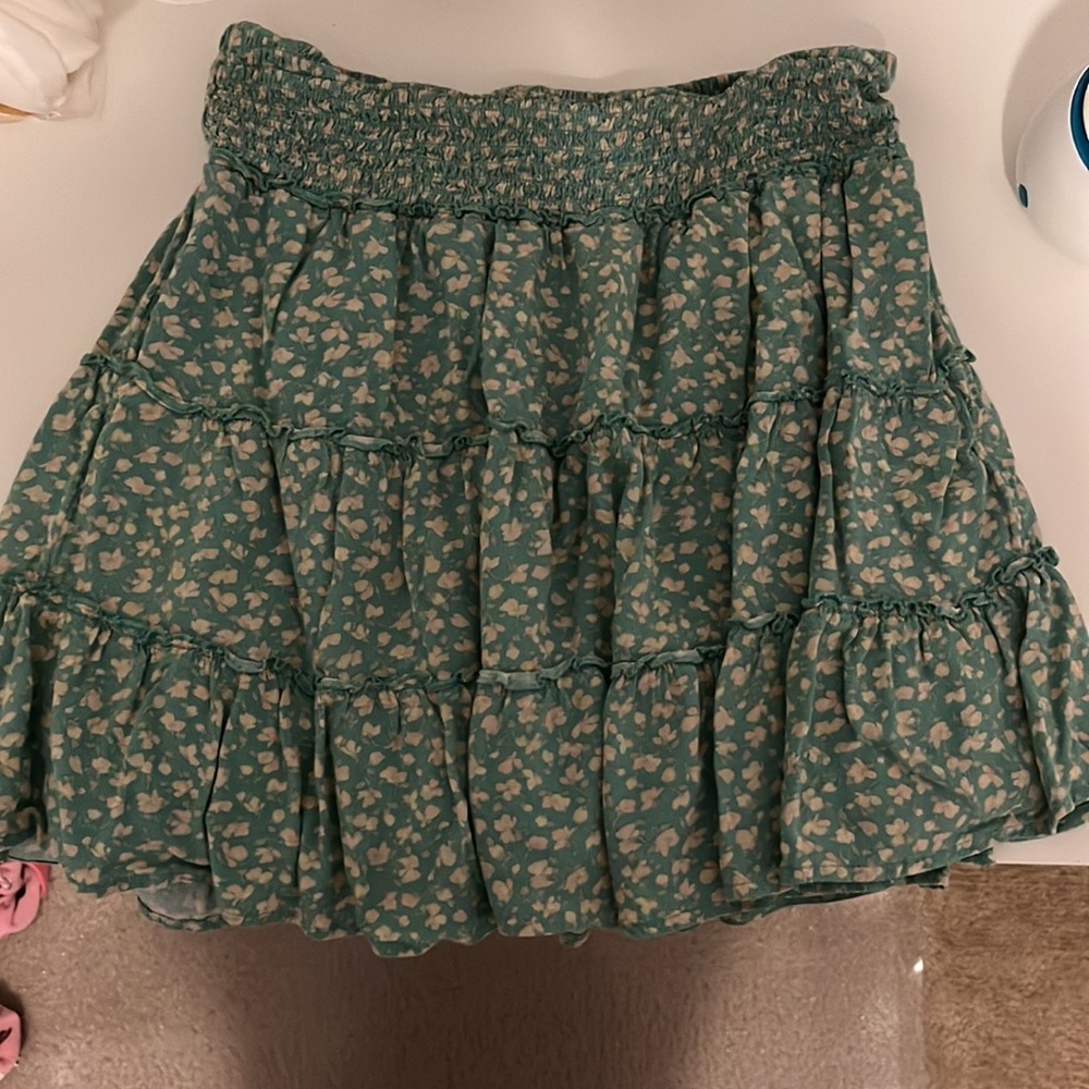 American Eagle Green Floral Skirt